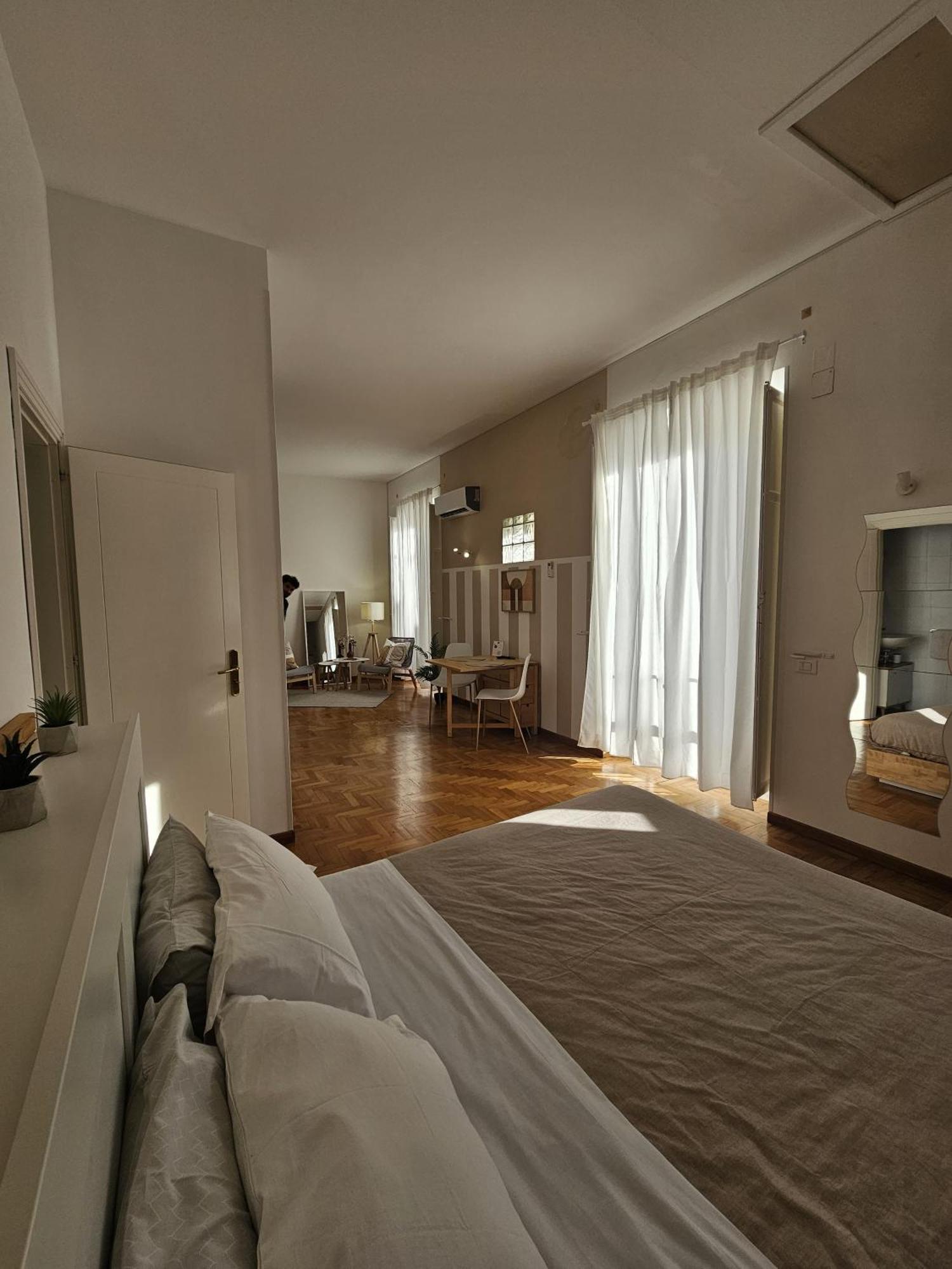 Suite Cathedral Палермо Екстериор снимка
